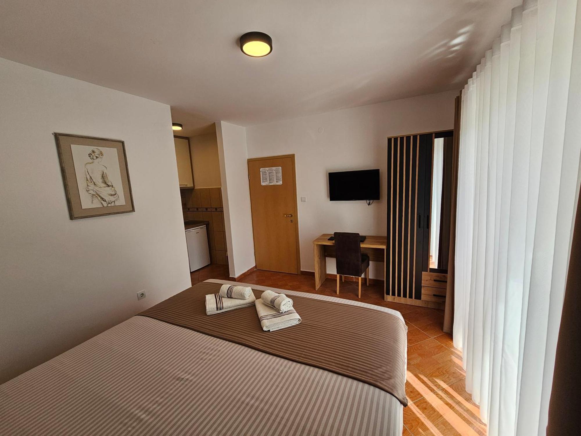 Apartment Dom M Budva