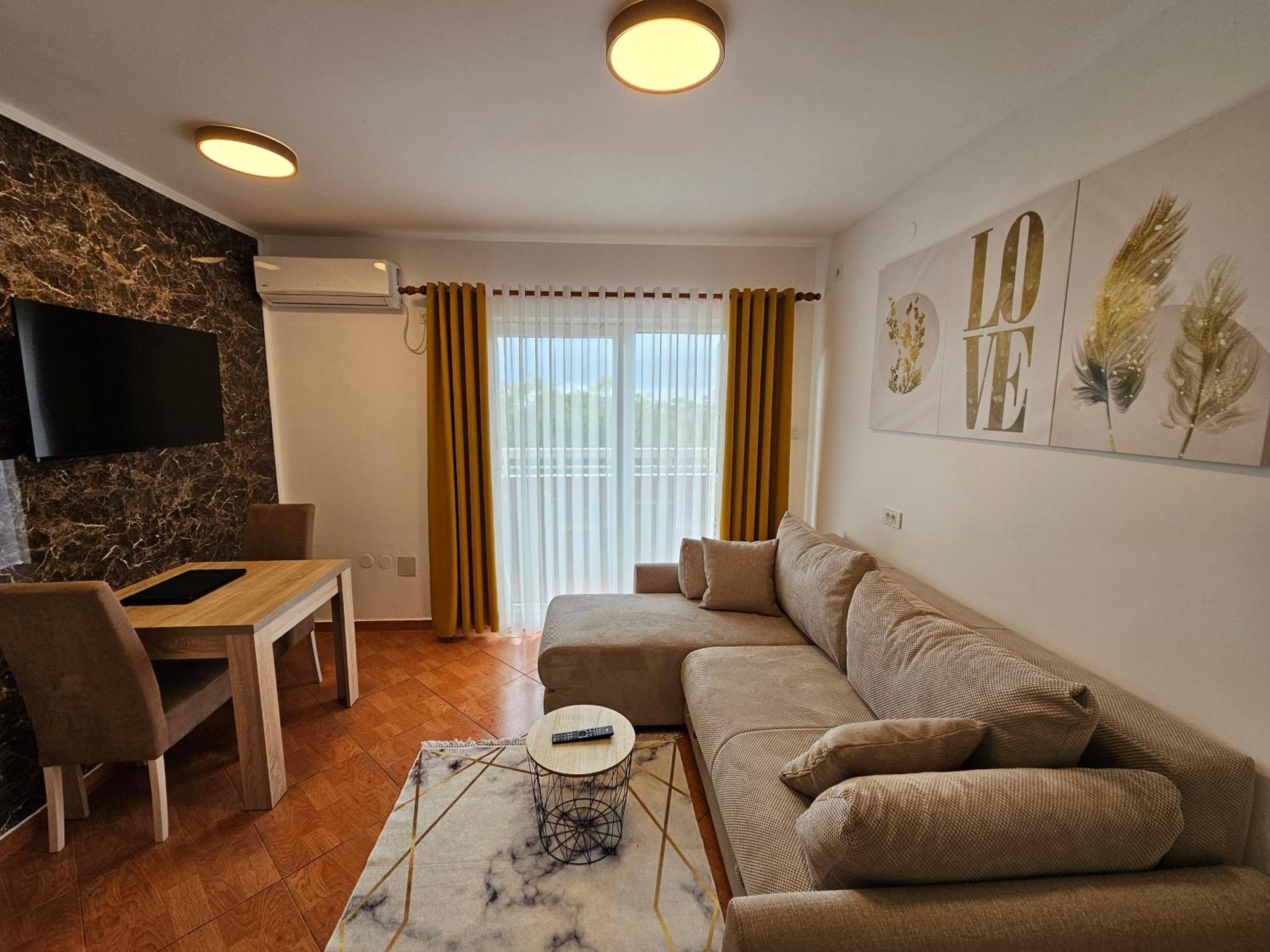 Dom M Apartment *